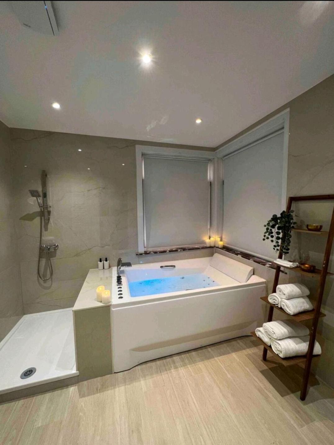 Sublime Appartement Calme Cosy & Jacuzzi Brussel Eksteriør bilde